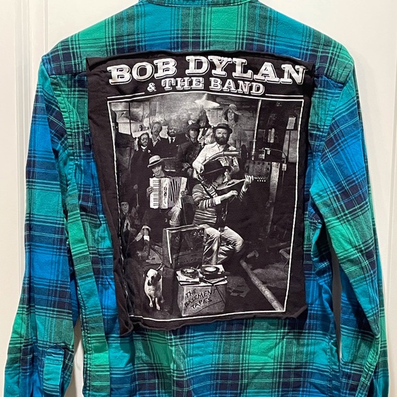 Tops - Bob Dylan flannel